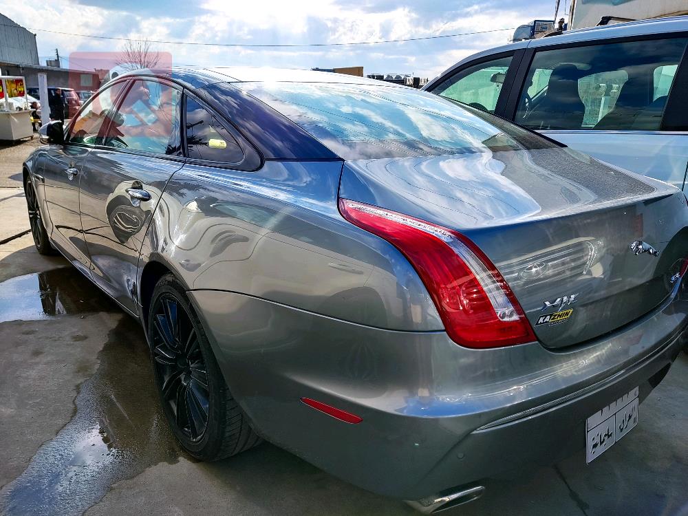 جاگوار XJ